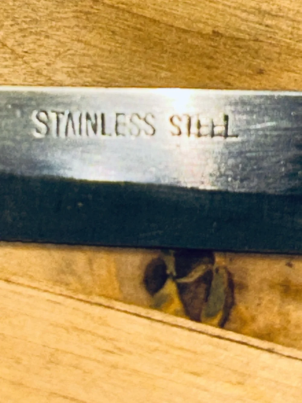 Vintage Set of 4 Stainless Steak Japan Knives Faux Antlers (1 Is Longer)